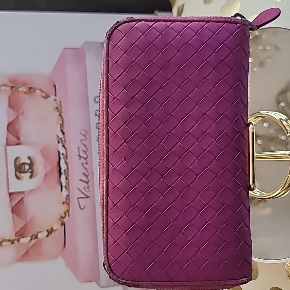 💜💕 Bottega Veneta Intrecciato Zip Around Wallet 💕💜